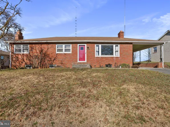 19832 Bennie Dr, Hagerstown, MD 21742