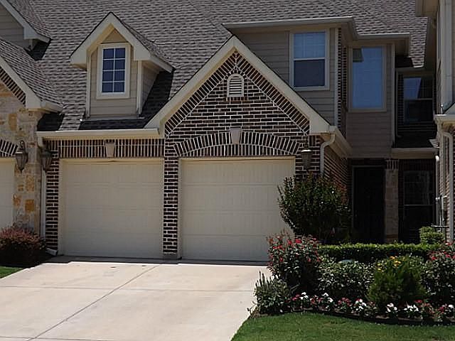 1st image of 2932 Sicily Way
