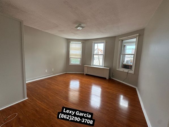68 Quincy St #2B