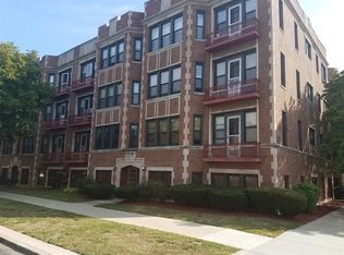 6857 S Paxton Ave #1, Chicago, IL 60649
