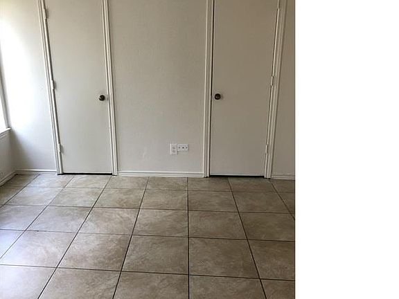5th image of 2153 Willow Pl