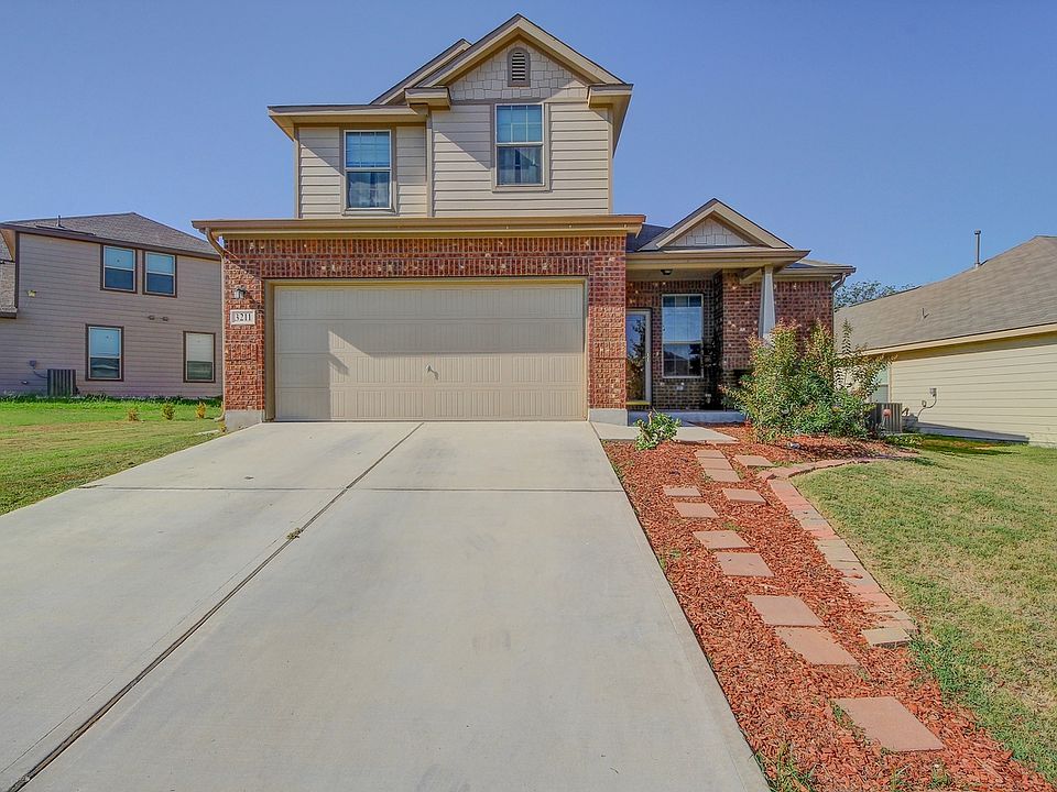 1st image of 3211 Candleside Dr
