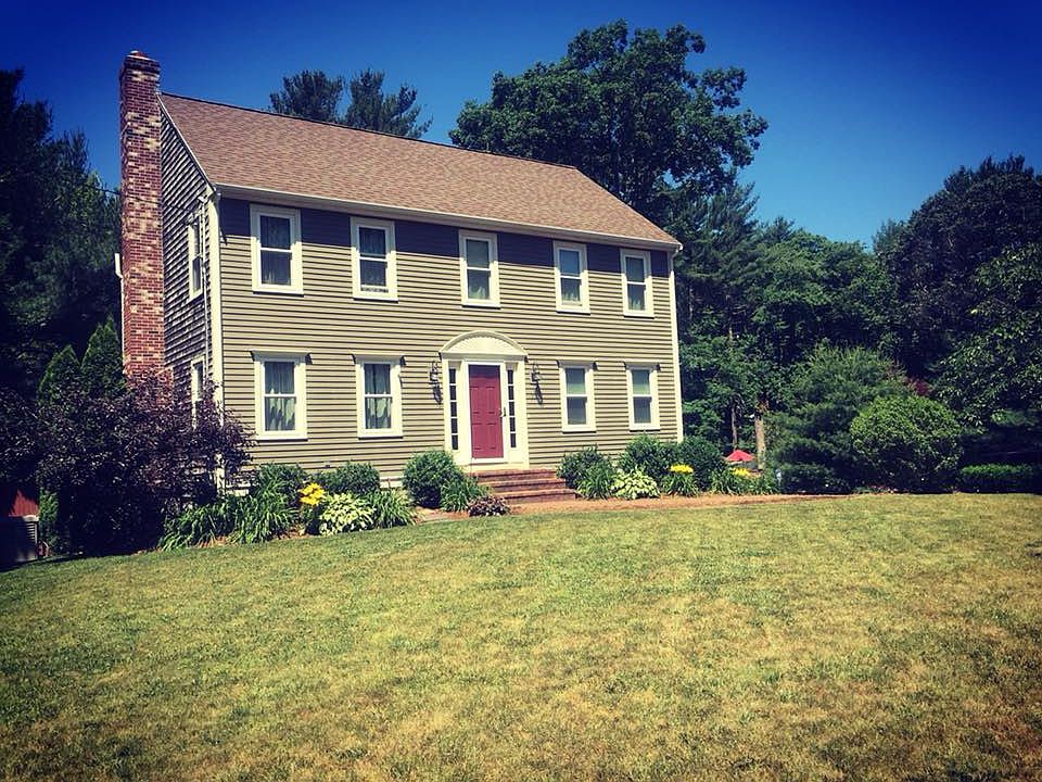 1st image of 35 Glenwood Dr
