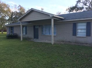 4355 Shelley Dr, Nederland, TX 77627