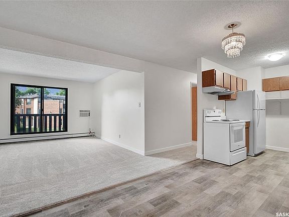 2nd image of UNIT 202-403 Tait COURT