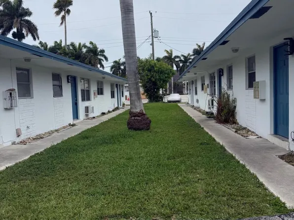 237 SE Park St #A, Dania, FL 33004