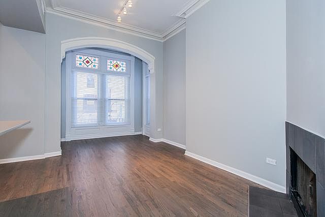 1st image of 42 E Chicago Ave