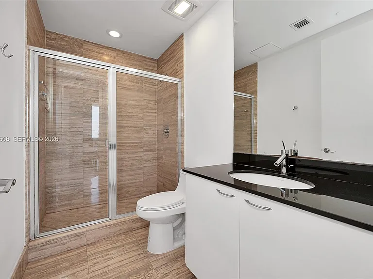16001 Collins Ave #1005 — Photo 21