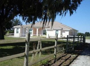 831 Old Welcome Rd, Lithia, FL 33547