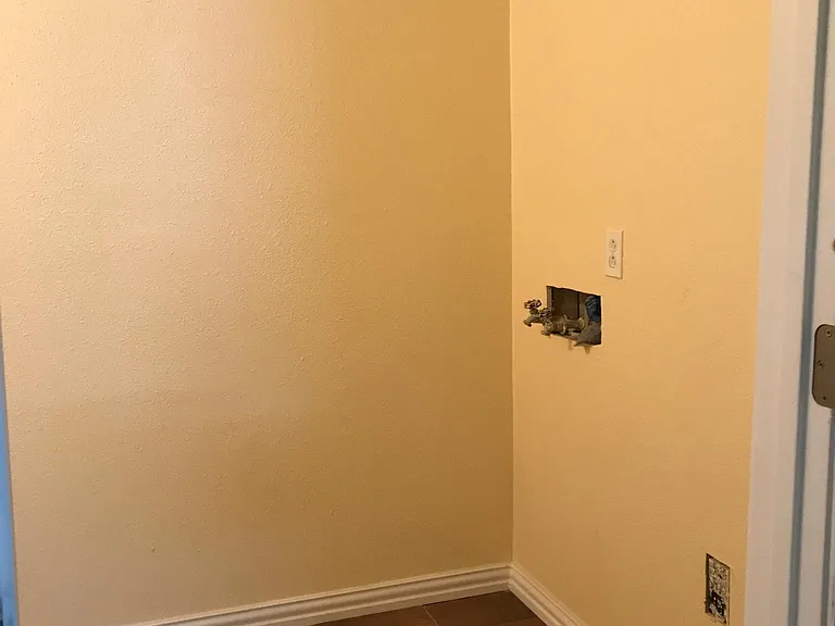7914 Gold Star — Photo 21