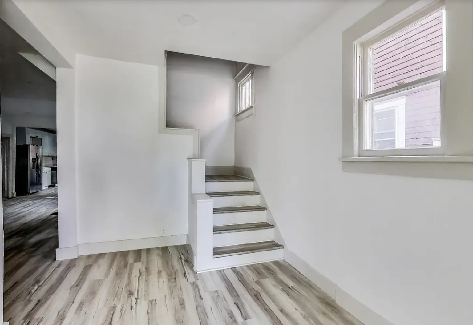 4 bed, 2496 sqft, $1,800 — Photo 4