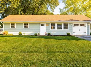 5132 Devon Dr, Vermilion, OH 44089