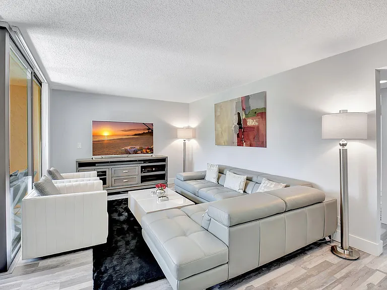 2255 Lindell Blvd #4103 — Photo 6