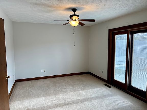 5th image of 7947 Cliffwood Dr