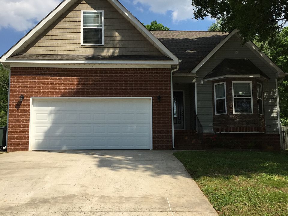1st image of 946 Dodie Dr