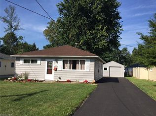4822 Willowbrook Dr, Mentor, OH 44060