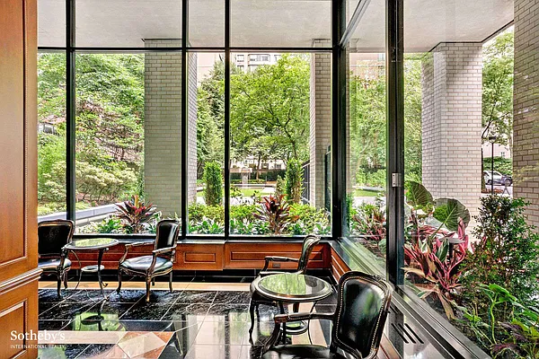 Rented by Sotheby's International Realty | media 25