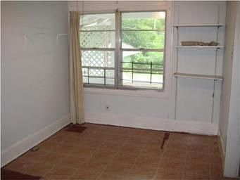 3rd image of 2107 W 46th Ave