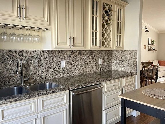 4th image of 7100 NW 173rd Dr APT 1304