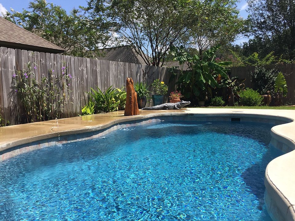 1st image of 14305 Thorn Briar Dr