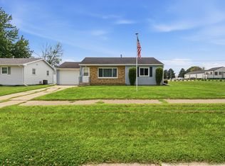 1027 Sioux Ave, Fairmont, MN 56031