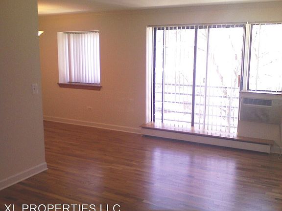 4th image of 5423 N Winthrop Ave APT 413