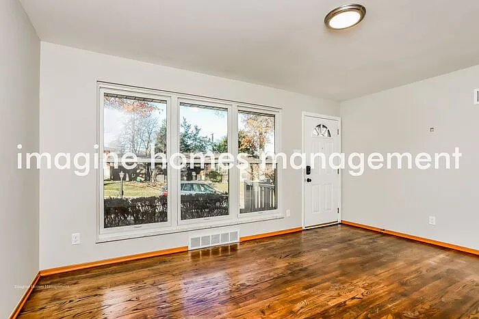 9252 Citadel Ct — Photo 3