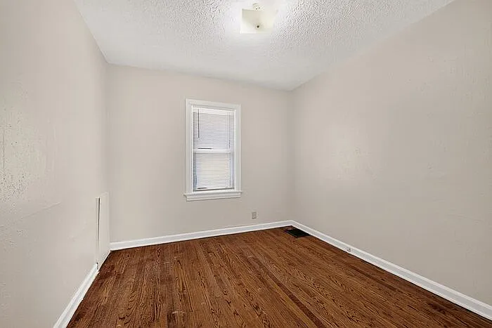 37 N Catherwood Ave — Photo 7