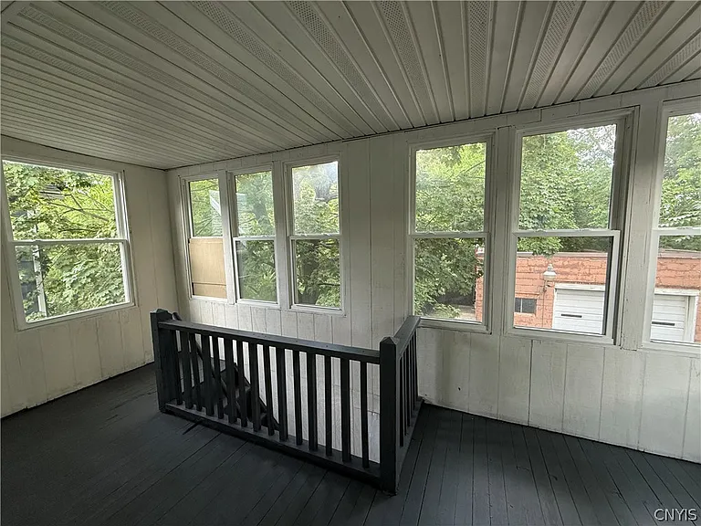 610 N McBride St — Photo 23