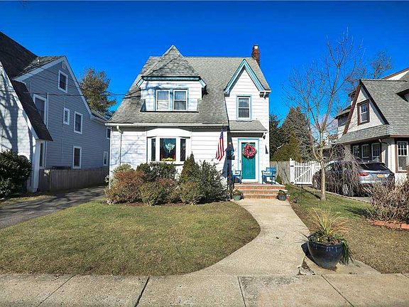 3rd image of 82 Tarance St