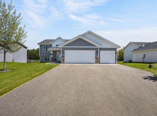 25695 Euclid Ave, Wyoming, MN 55092