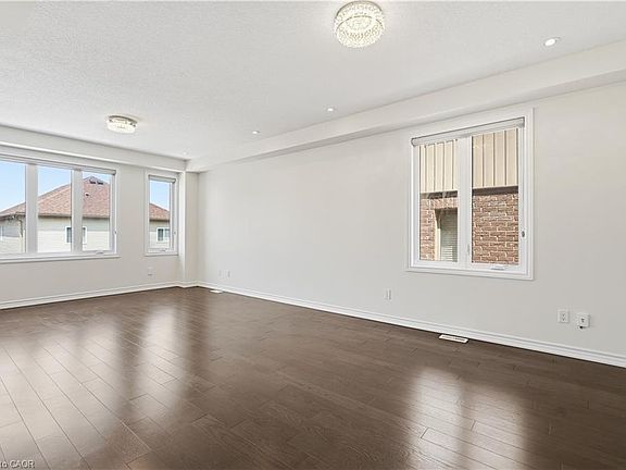 4th image of 359 Beechdrops Dr