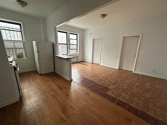 4th image of 37-01 31st Ave #2P