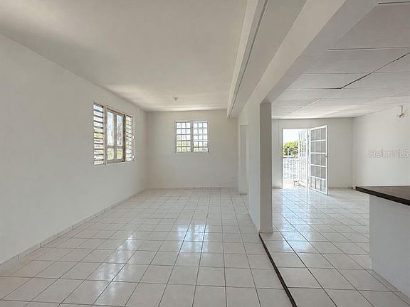 4th image of R-19 URB. JARDINES DE CAPARRA M-14
