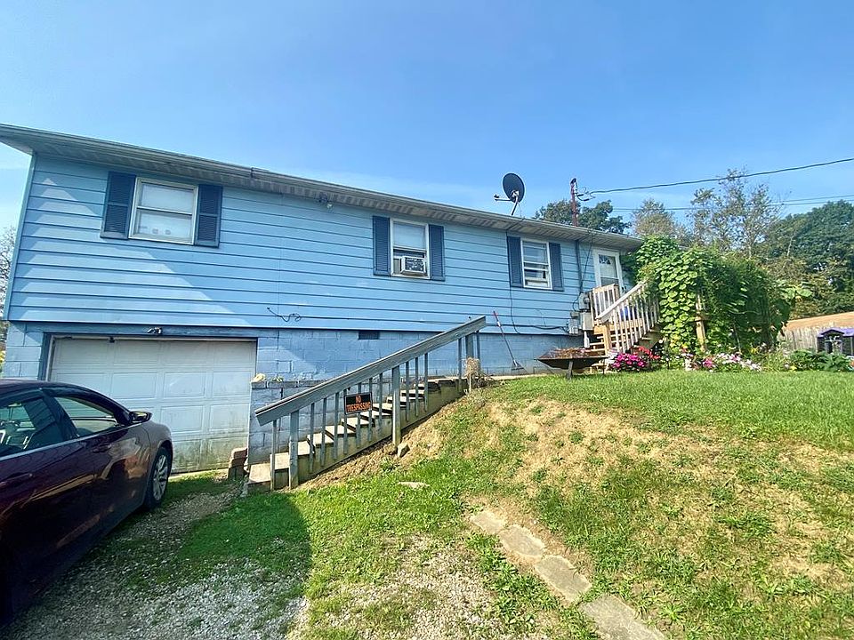 1st image of 106 Roseland St
