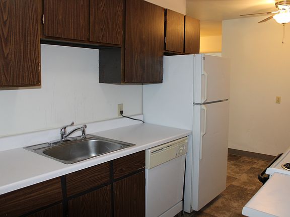 4th image of 1226 Montana St #1226