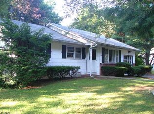 198 Lake Dr, Stanhope, NJ 07874