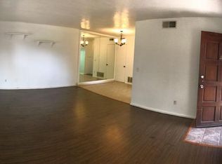 1192 W Calle De La Luna, Azusa, CA 91702