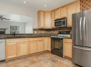 1720 Unicorn Dr #1, Virginia Beach, VA 23454