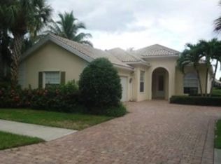 2736 Island Pond Ln, Naples, FL 34119