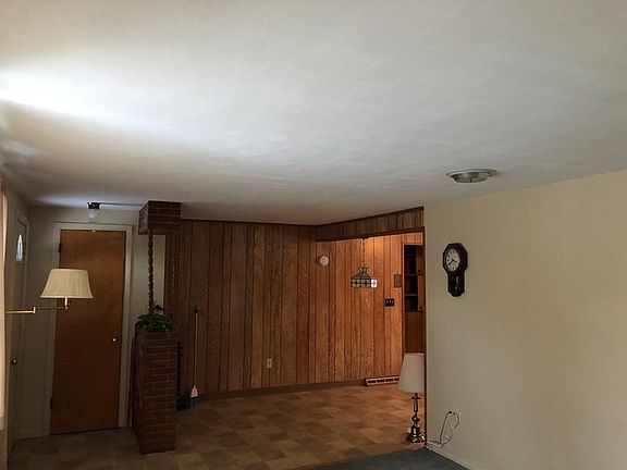 4th image of 5982 Sewickley Dr