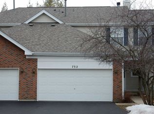 732 Timothy Ct, Dundee, IL 60118