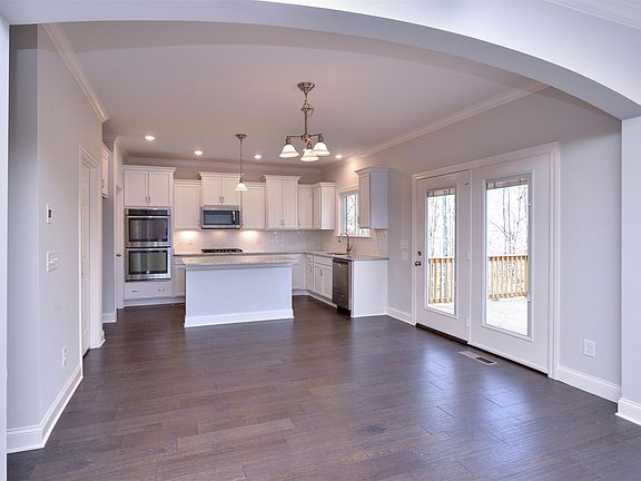 3rd image of 87 Alayna Dr