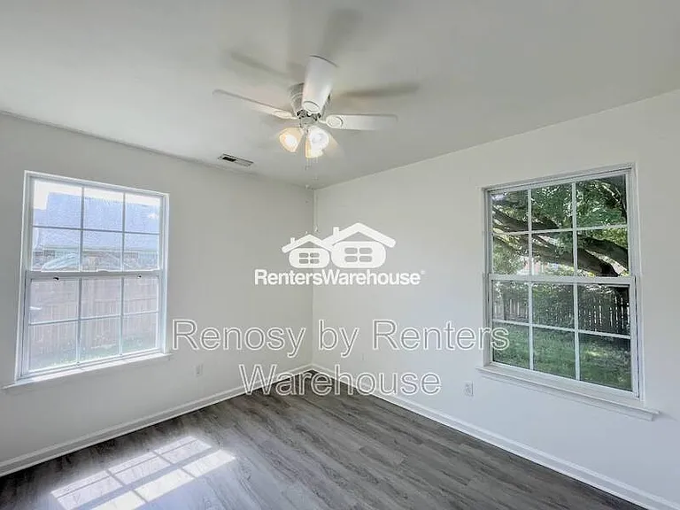 2801 Leeds Ct — Photo 20