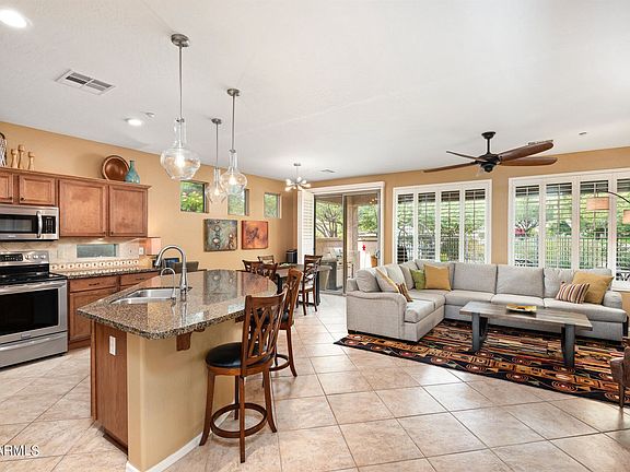 5th image of 12412 W Roberta Ln