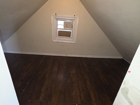 3rd image of 15 E 126th St