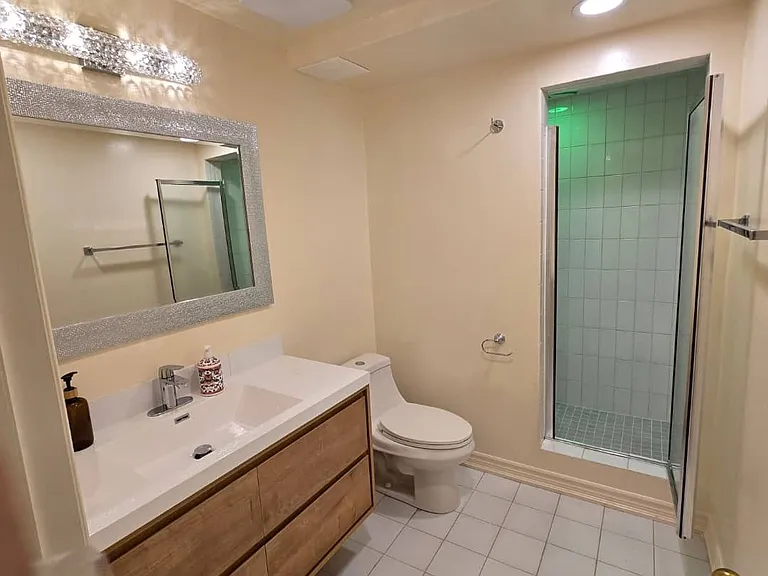 64 Brookshire Cir — Photo 4