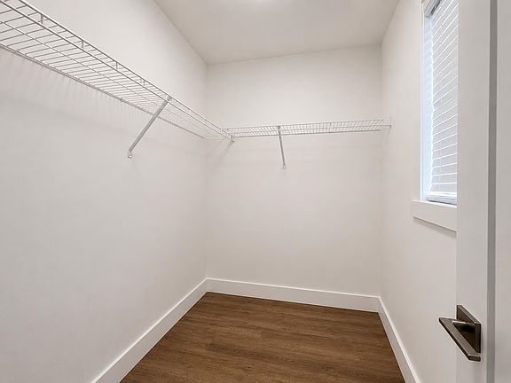 5th image of 63866 Beech Ave