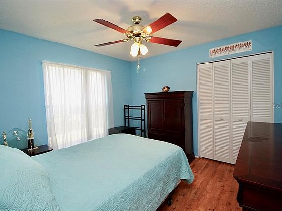 5th image of 11206 Sailbrooke Dr