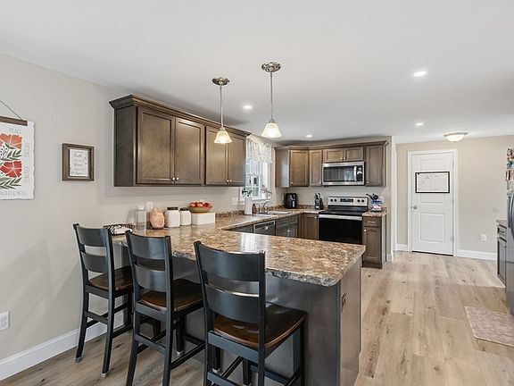 5th image of 97 Timber Ridge Dr